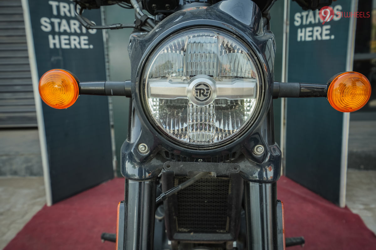 Royal Enfield Shotgun 650 Daytime Running Lamp