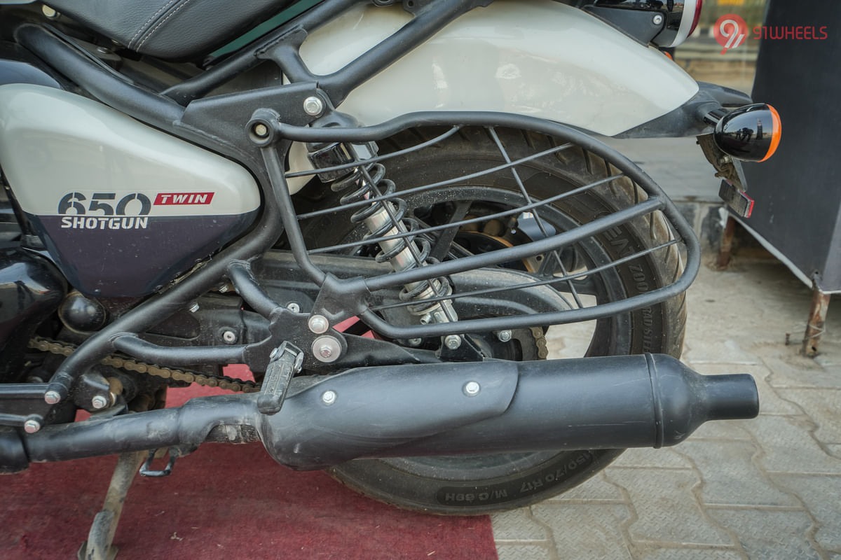 Royal Enfield Shotgun 650 Saree Guard