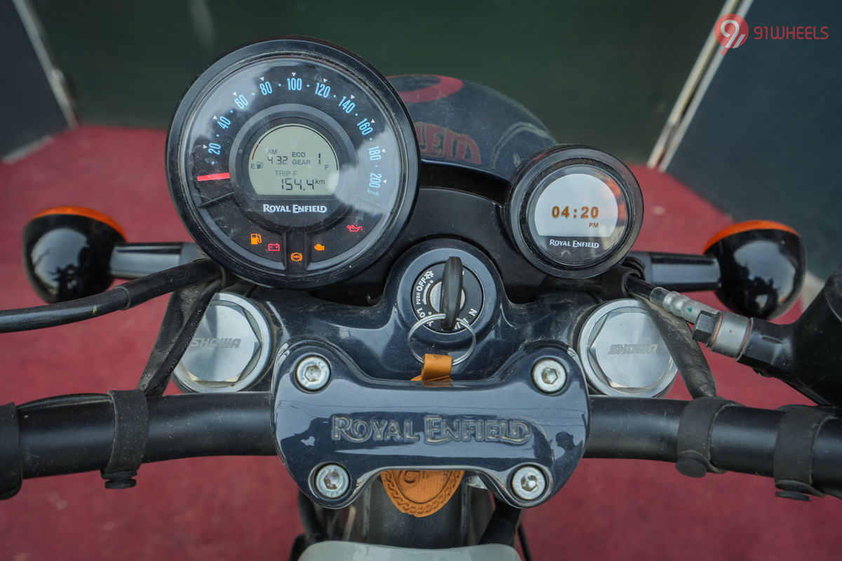 Royal Enfield Shotgun 650 TFT / Instrument Cluster