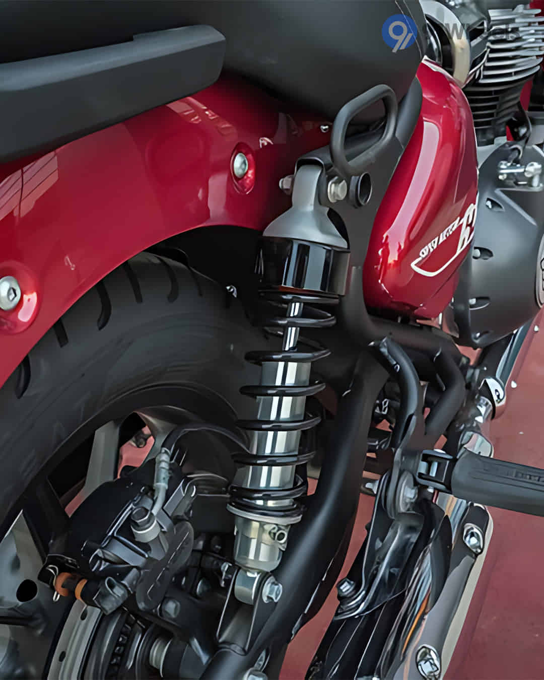 Super Meteor 650 image Super Meteor 650 image