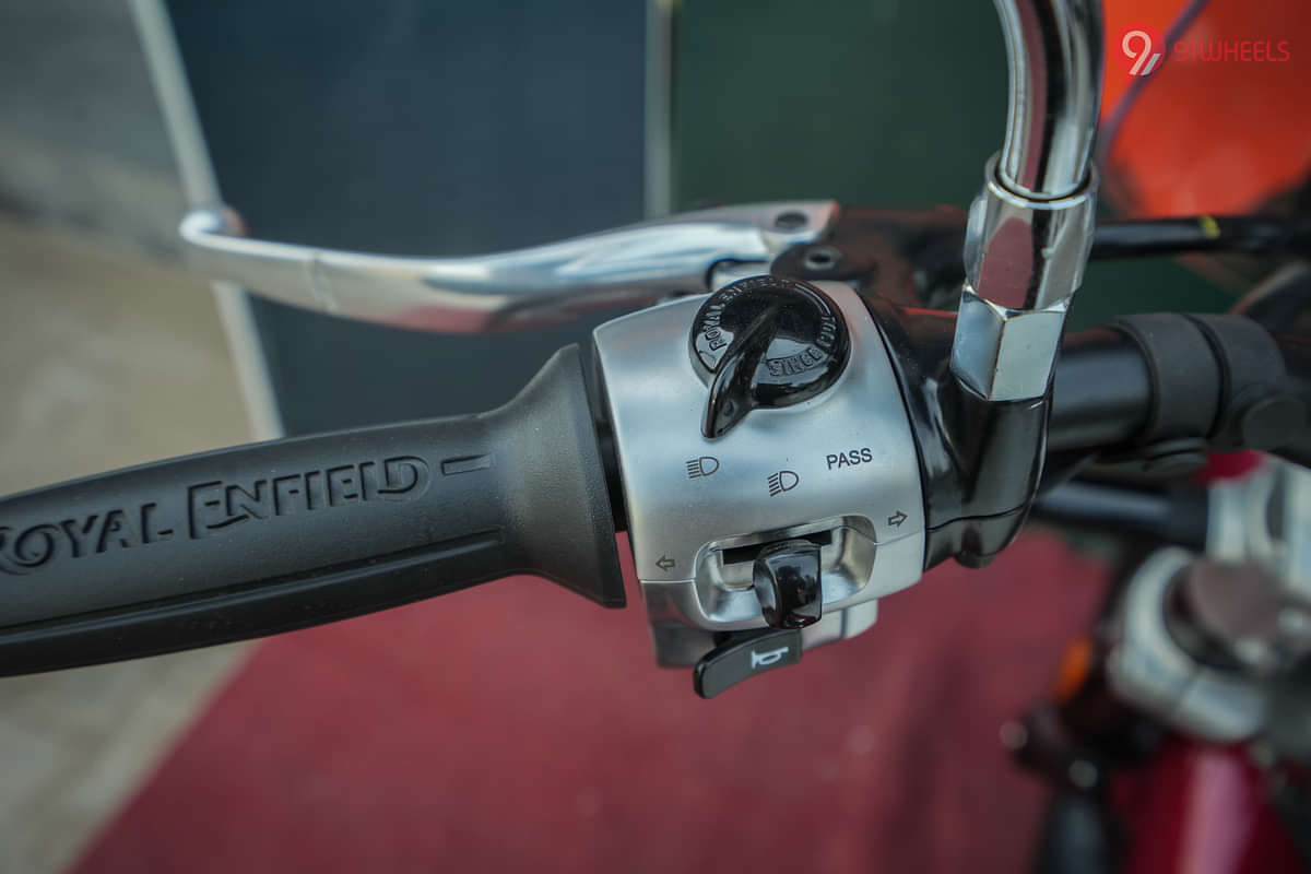 Royal Enfield Super Meteor 650 High Beam Low Beam Switch