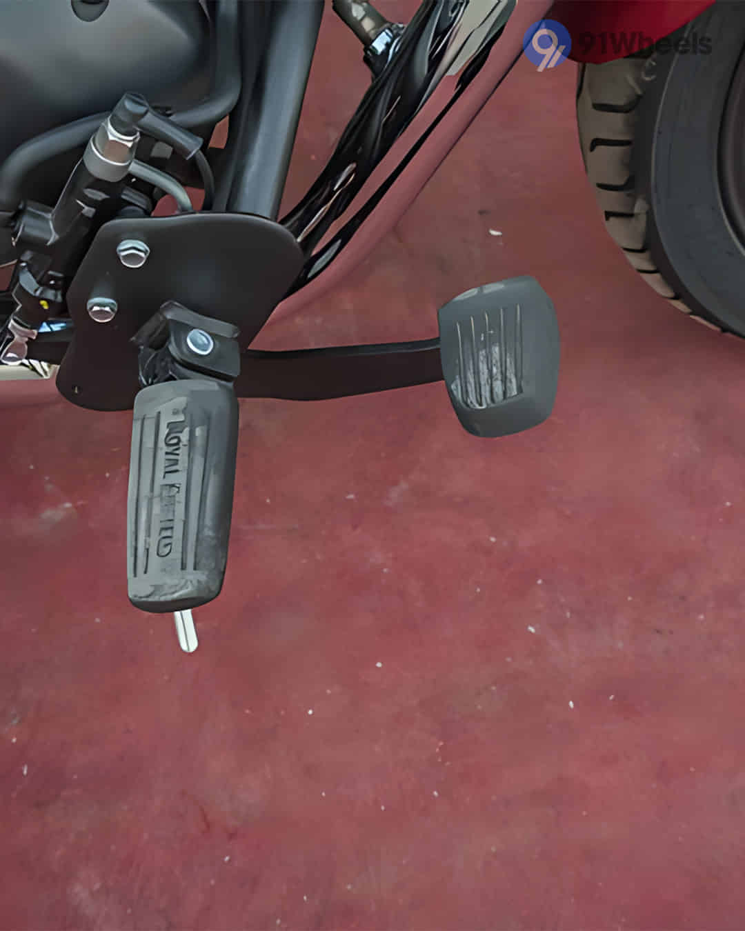 Super Meteor 650 image Super Meteor 650 image