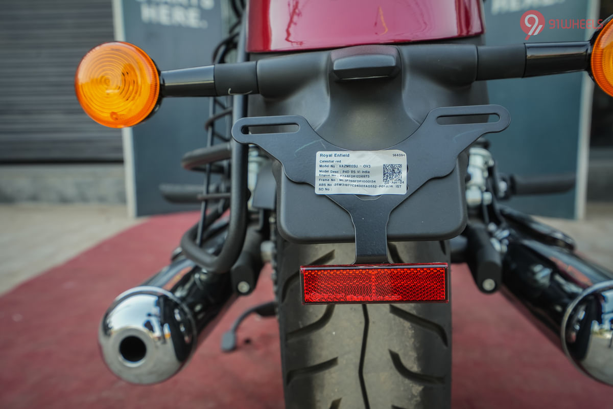 Royal Enfield Super Meteor 650 Rear Reflex Reflector