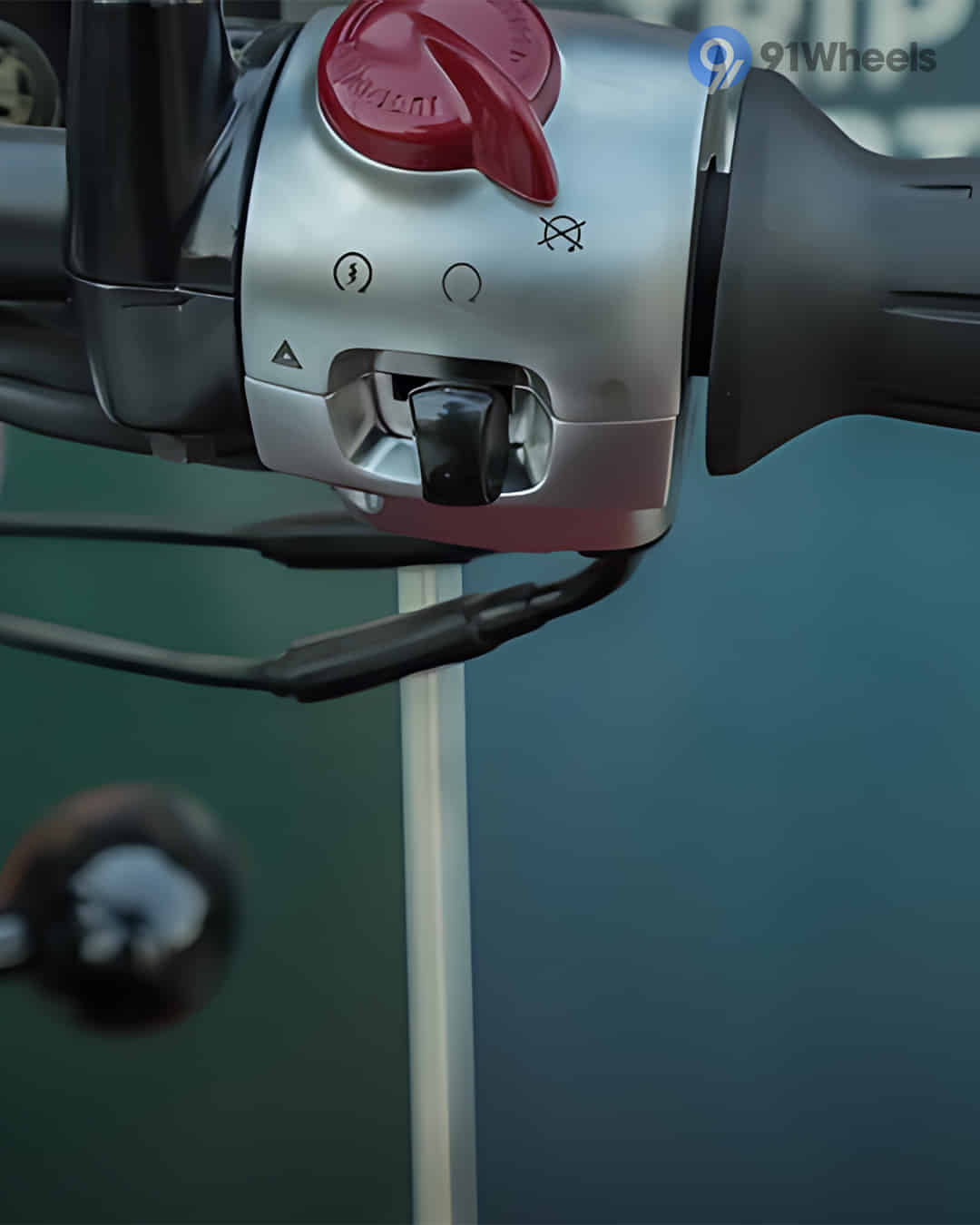 Super Meteor 650 image Super Meteor 650 image