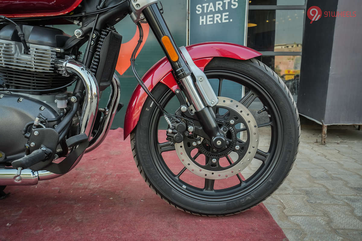Royal Enfield Super Meteor 650 Front WHeel