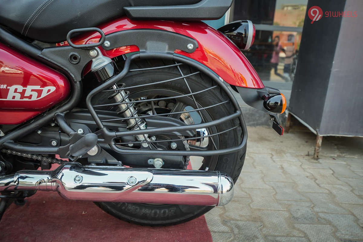 Royal Enfield Super Meteor 650 Saree Guard