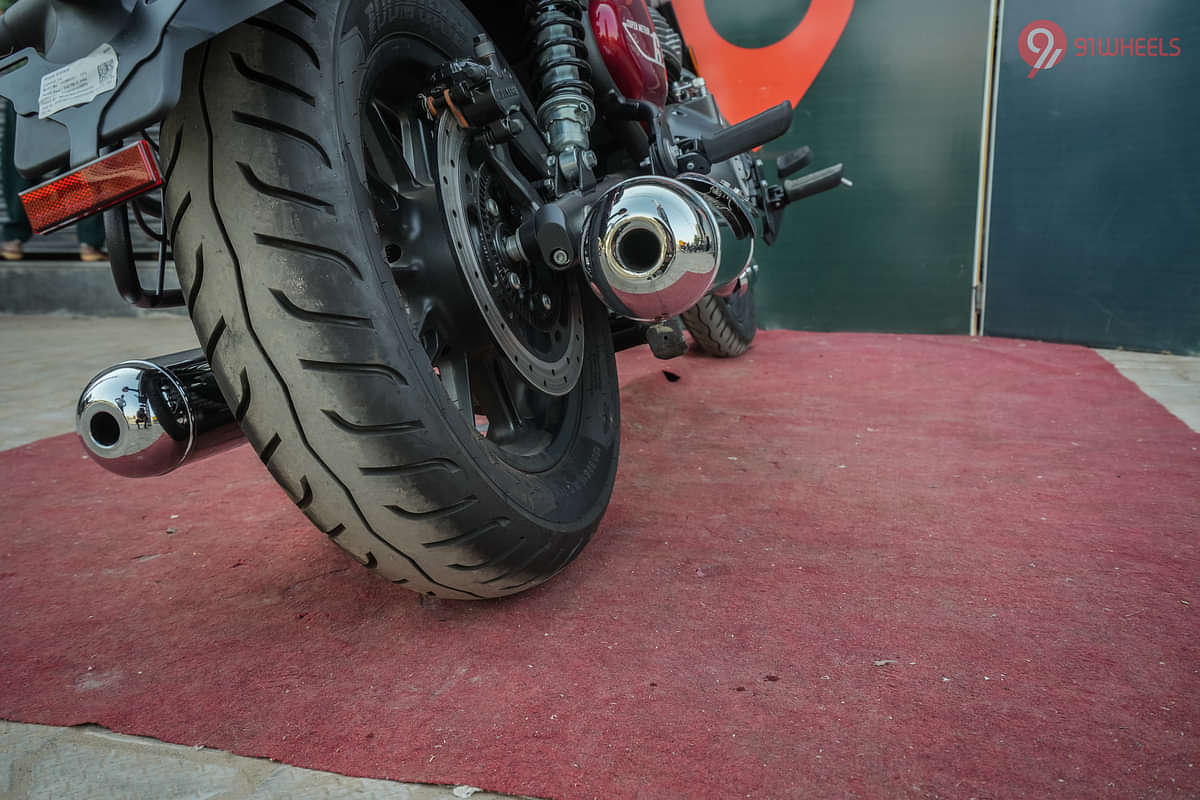 Royal Enfield Super Meteor 650 Rear Tyre