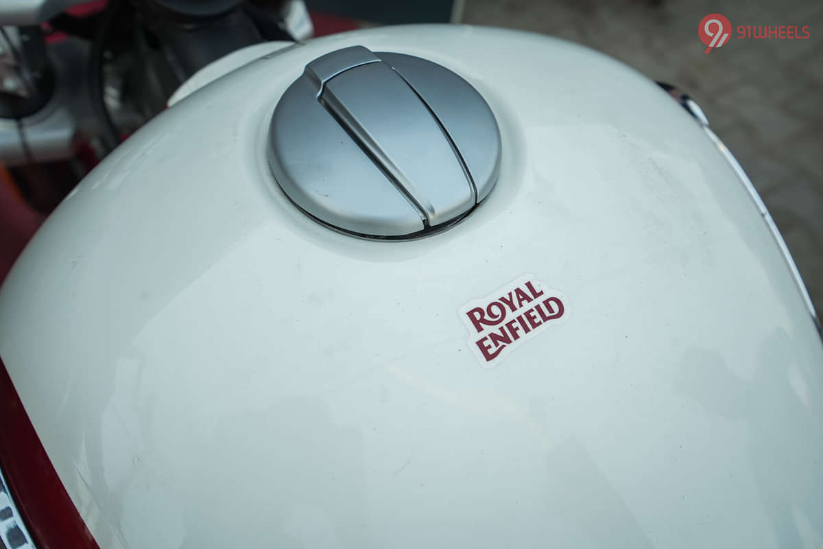 Royal Enfield Super Meteor 650 Closed Fuel Lid