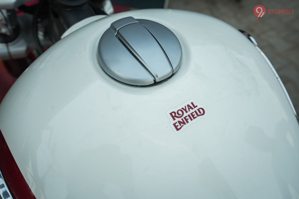 Royal Enfield Super Meteor 650 Closed Fuel Lid