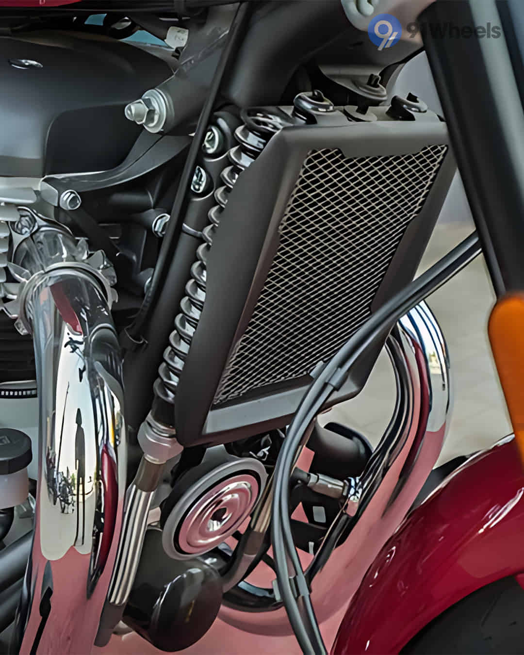 Super Meteor 650 image Super Meteor 650 image