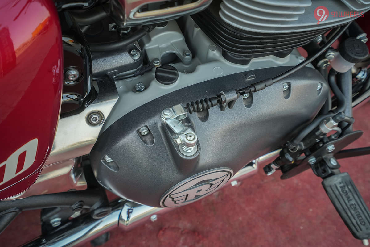 Royal Enfield Super Meteor 650 Oil Cap/Dipstick