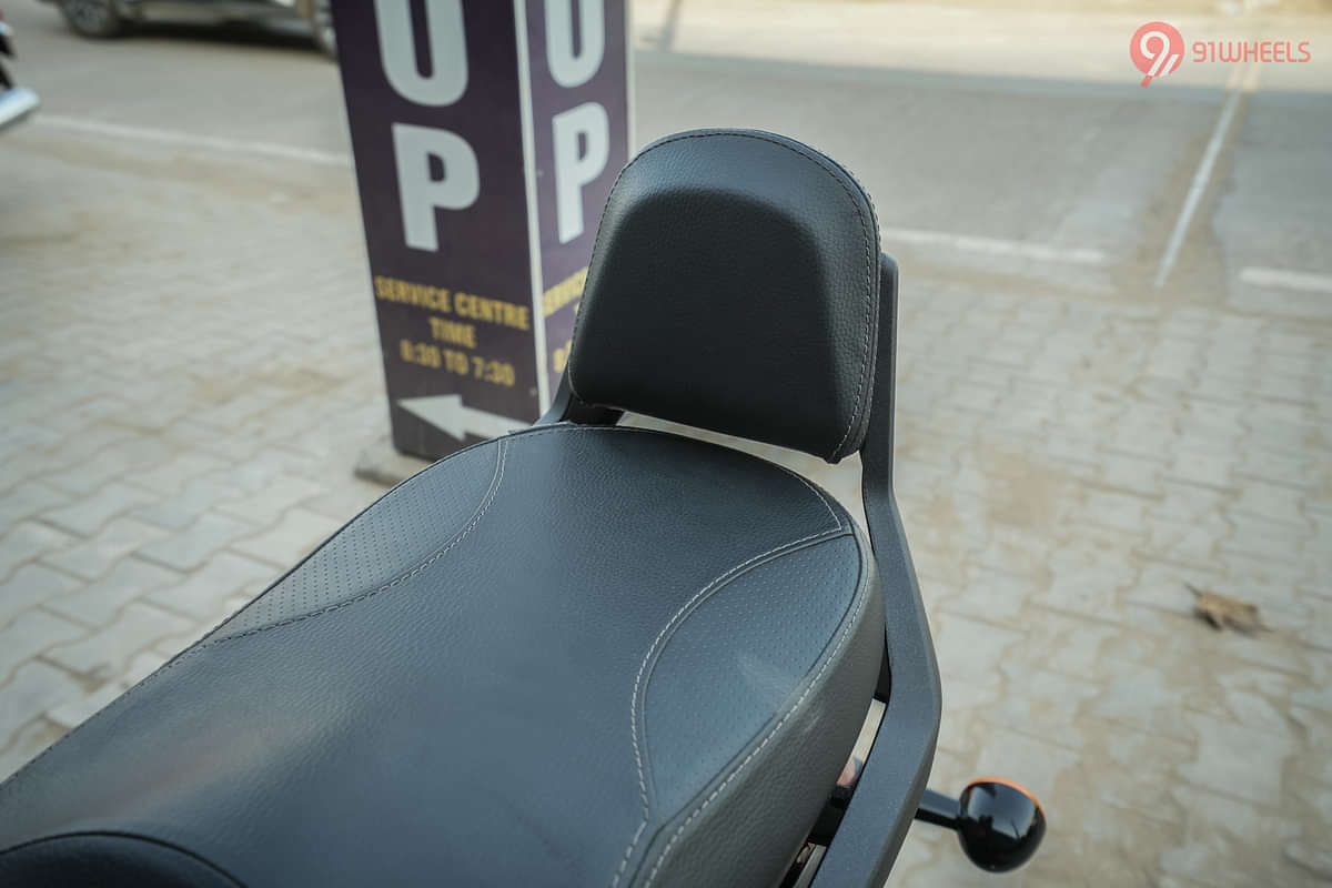 Royal Enfield Super Meteor 650 Pillion Seat