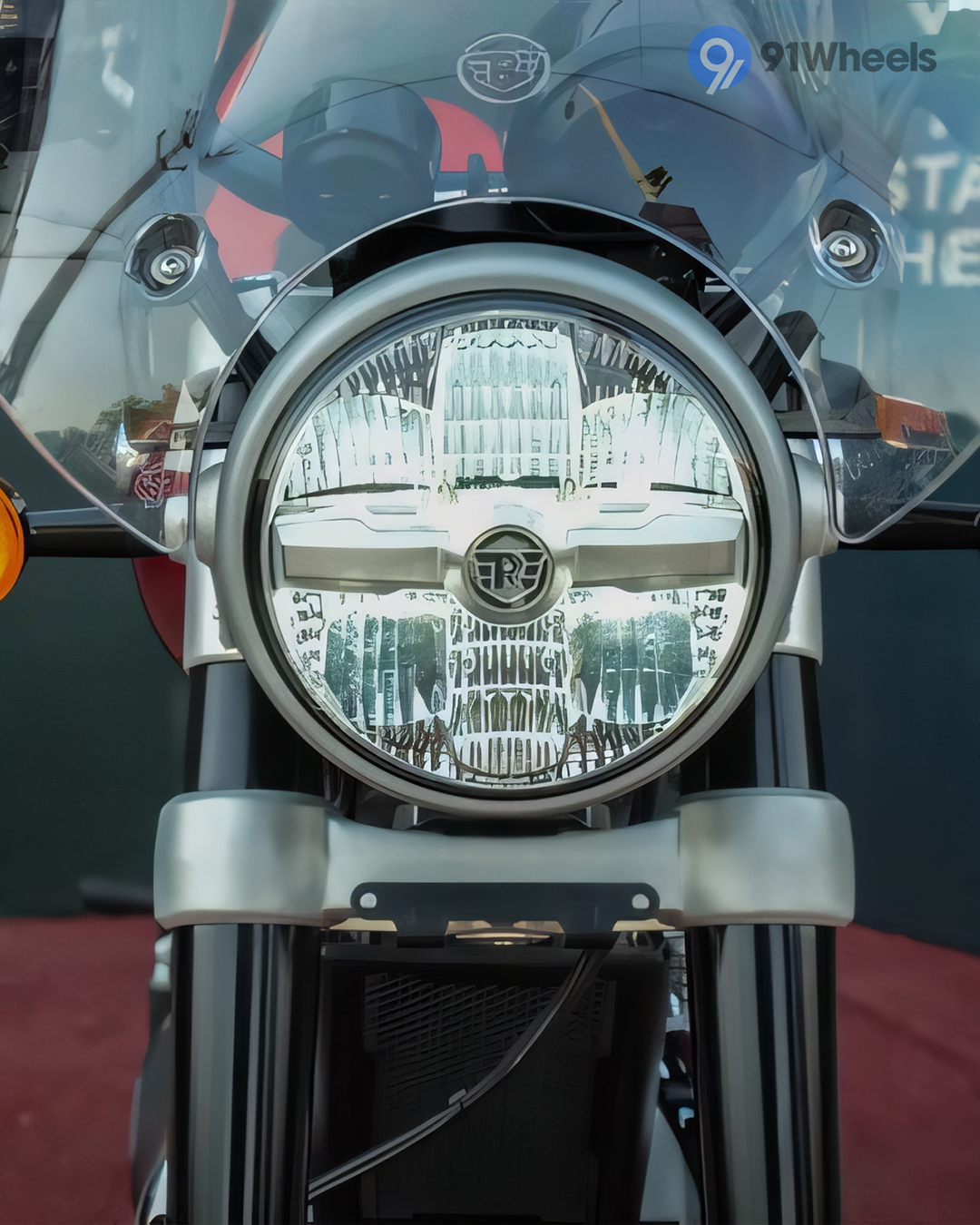 Royal Enfield Super Meteor 650 image
