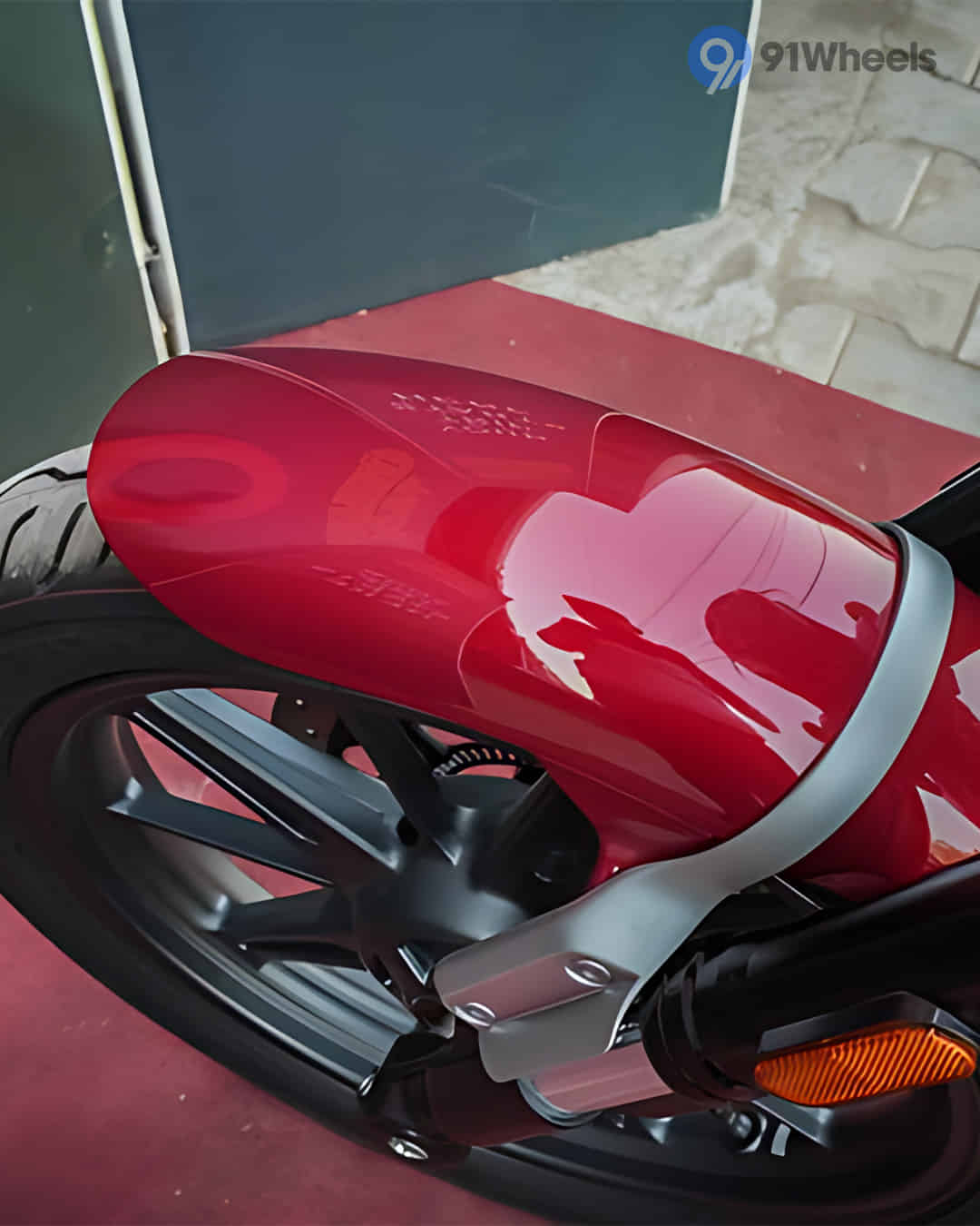 Super Meteor 650 image Super Meteor 650 image