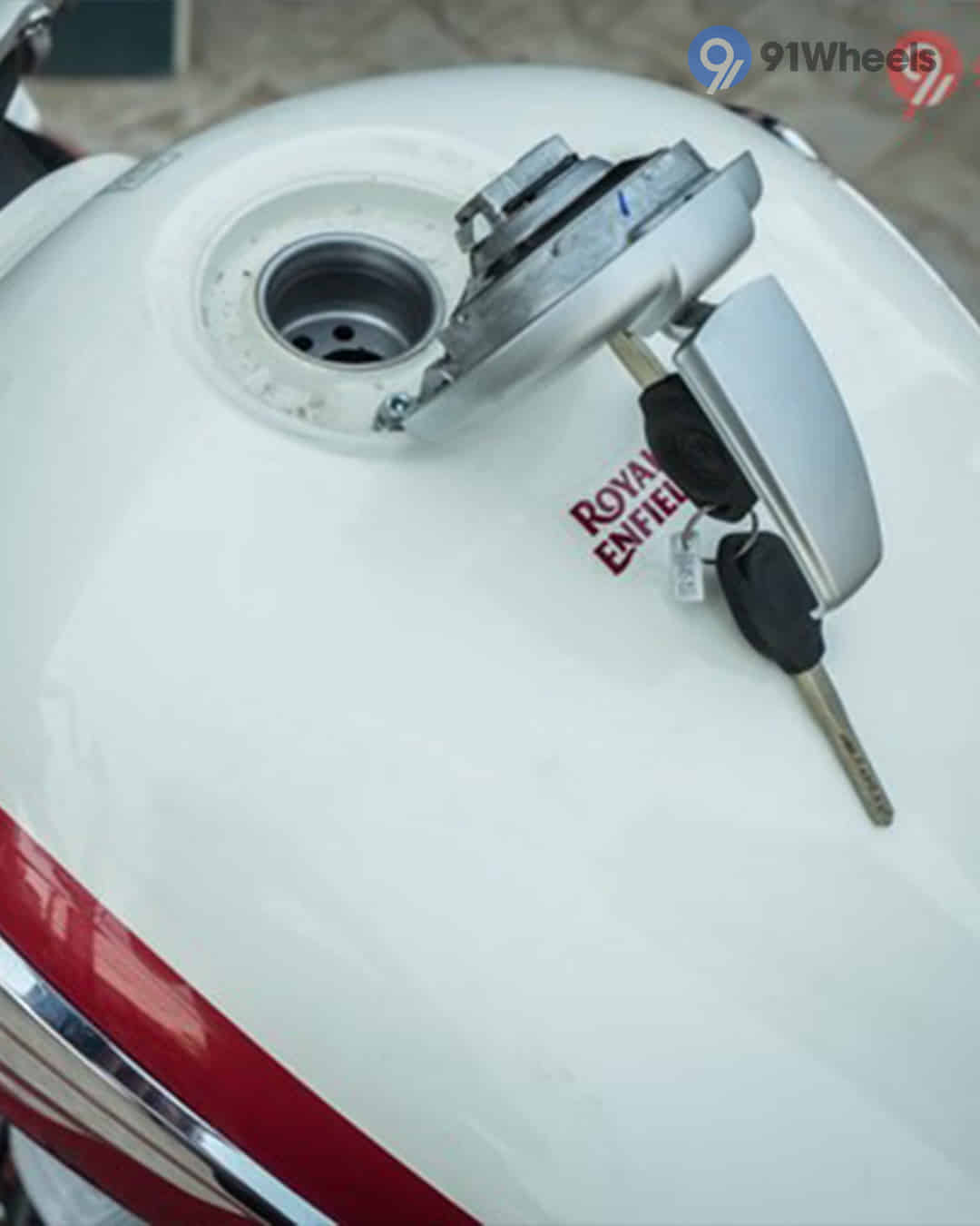 Open Fuel Lid Open Fuel Lid