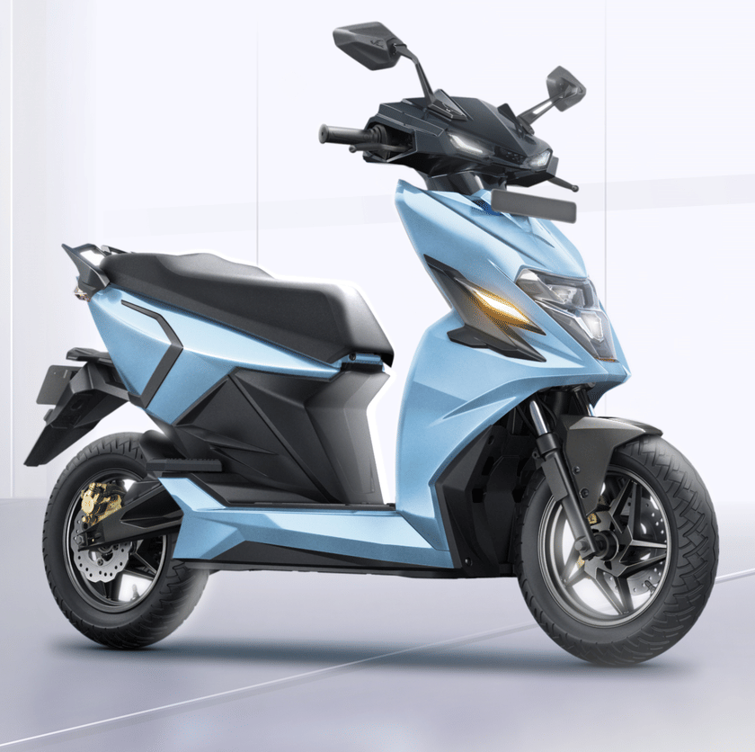 Simple Energy Simple Dot One Right Front Three Quarter