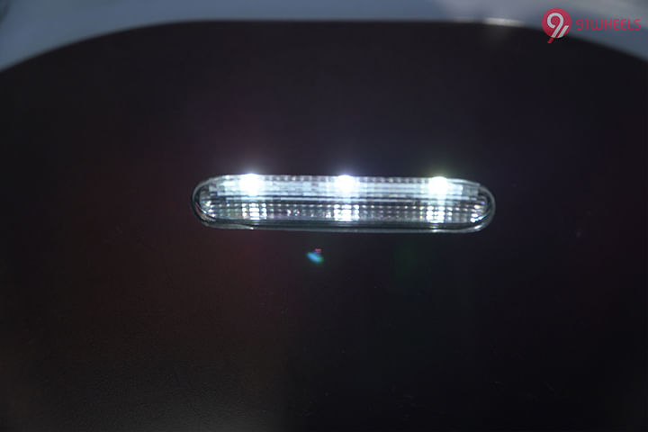 Simple One Underseat Storage Light/Boot Light