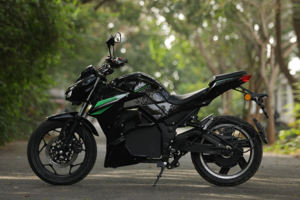 Srivaru Motors Prana Left Side View