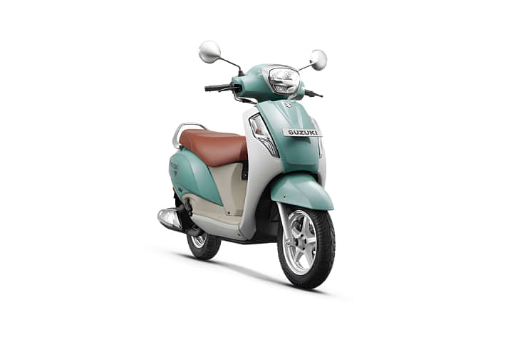 Suzuki Access 125 Right Front Three Quarter