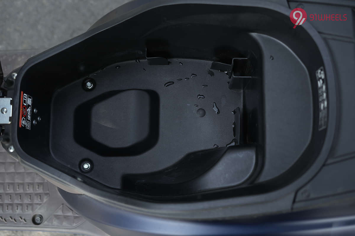 Suzuki Access 125 Underseat Storage