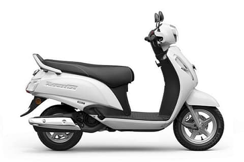 Suzuki Access 125 Special Edition Drum Alloy cbs Right Side View