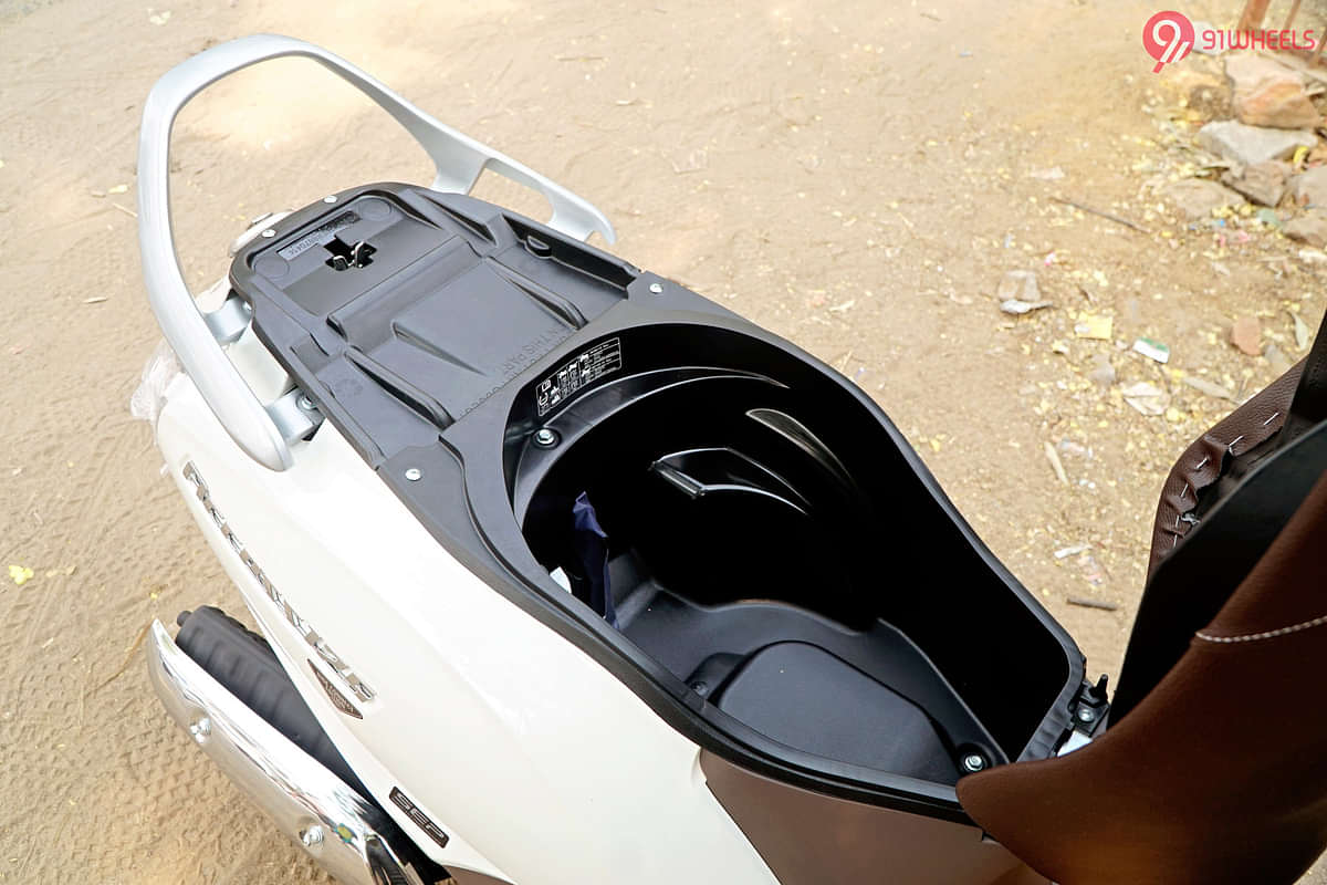 Suzuki Access 125 Underseat Storage