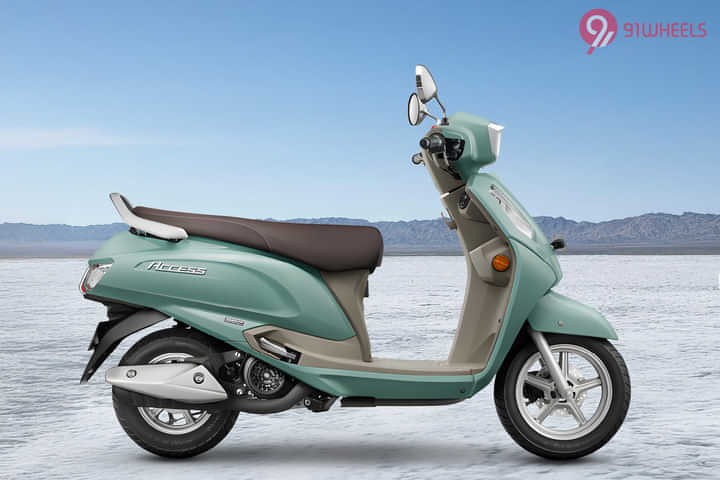 Suzuki Access 125 Right Side View Suzuki Access 125 Right Side View