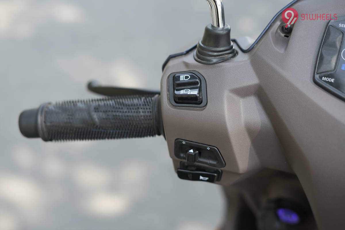 Suzuki Access 125 Left Side Handelbar Grip