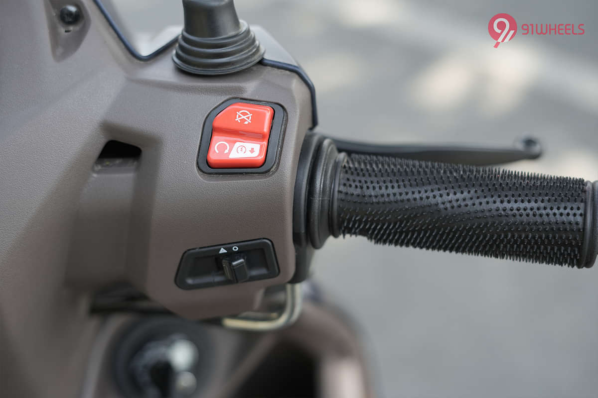 Suzuki Access 125 Hazard Warning Lights Switch