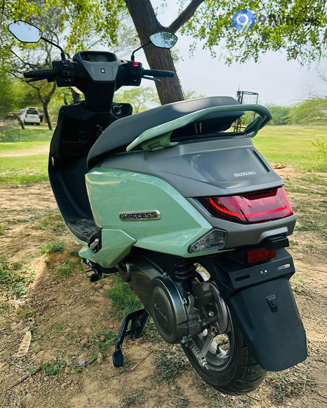 Suzuki E Access Left Rear Three Quarter