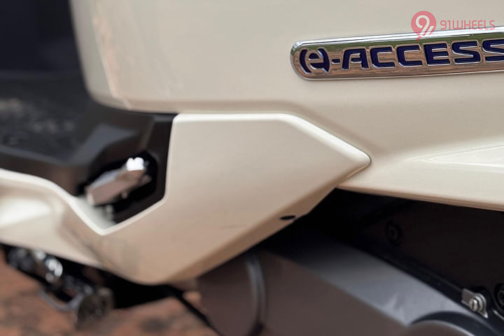 Suzuki E Access Left Side Pillion Footpeg