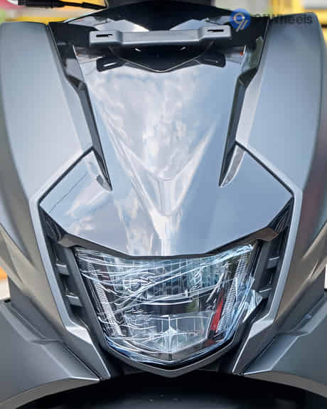 Avenis Head Light