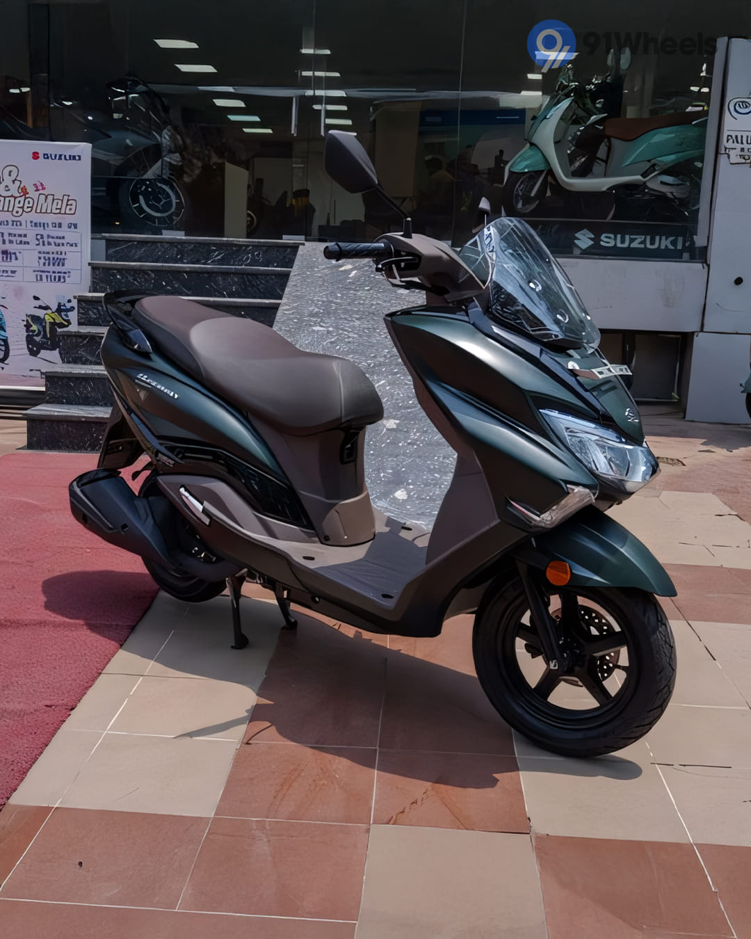 Suzuki Burgman Street Right Front Three Quarter Suzuki Burgman Street Right Front Three Quarter