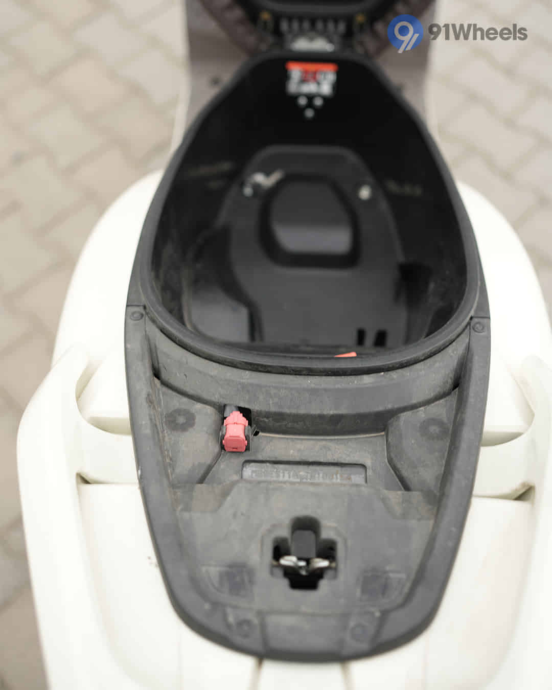 Underseat Storage Underseat Storage