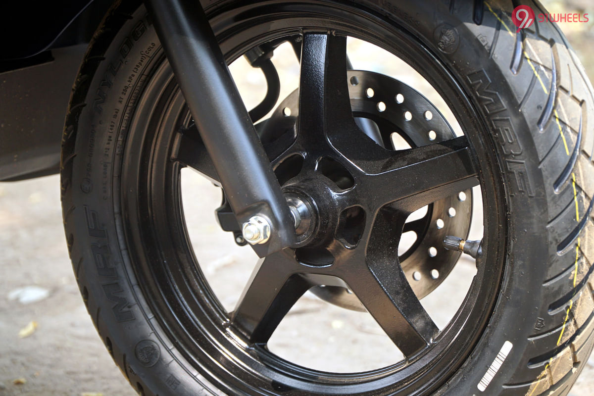 Suzuki Burgman Street Front Suspension
