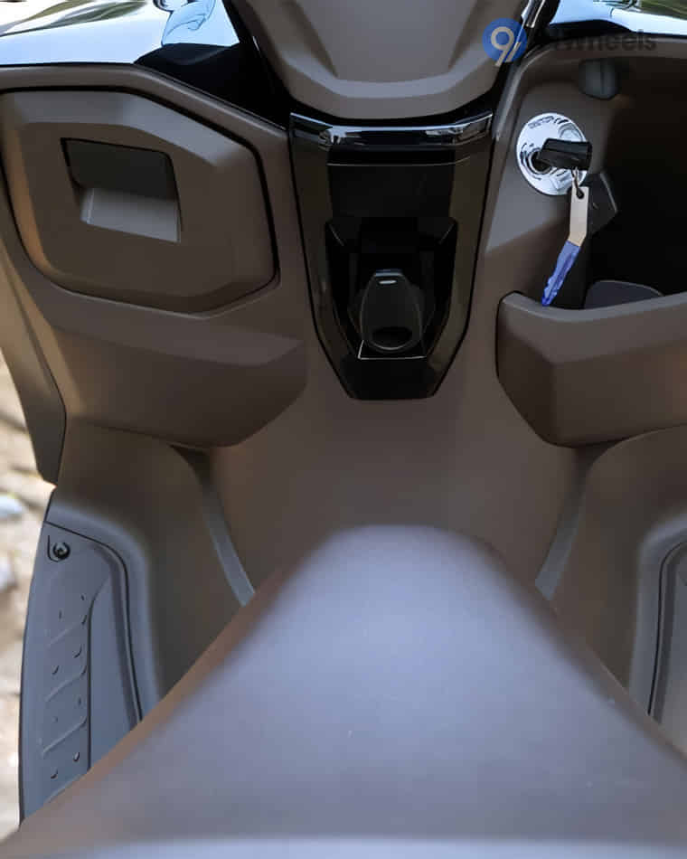 Front Body & Wheels - 7