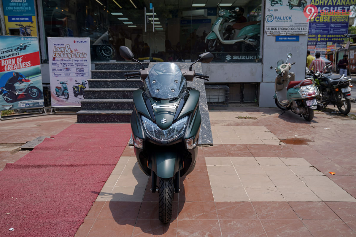 Suzuki Burgman Street Front View