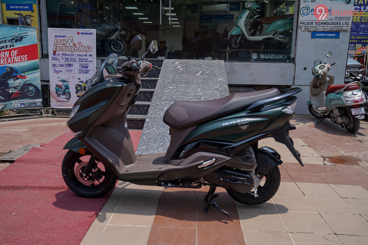 Suzuki Burgman Street Left Side View