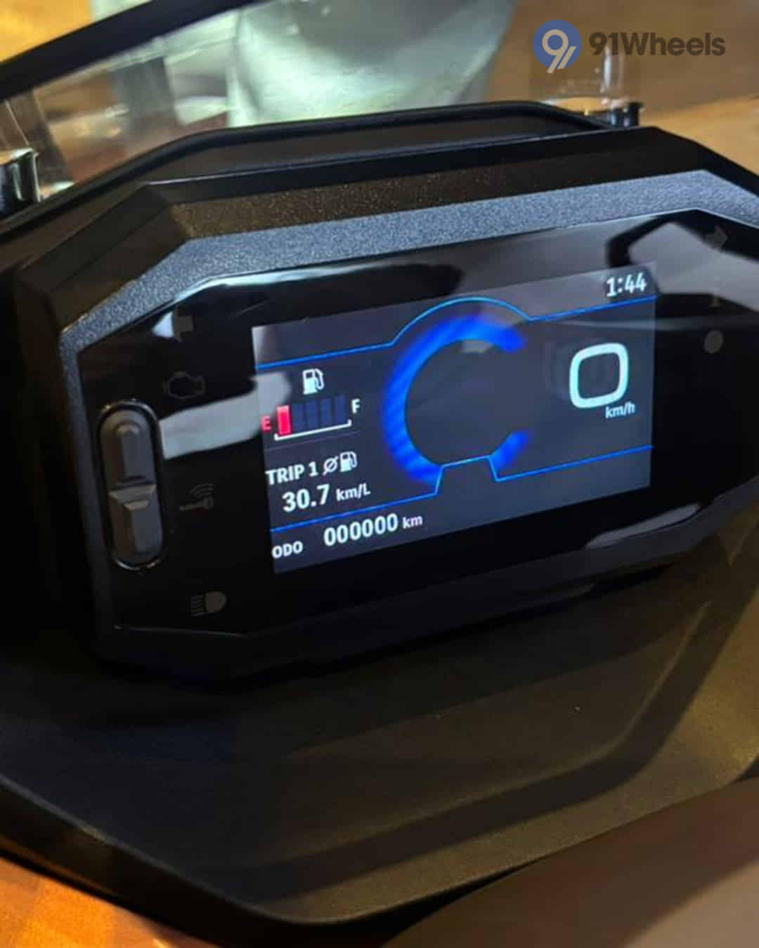 Instrument Cluster Instrument Cluster