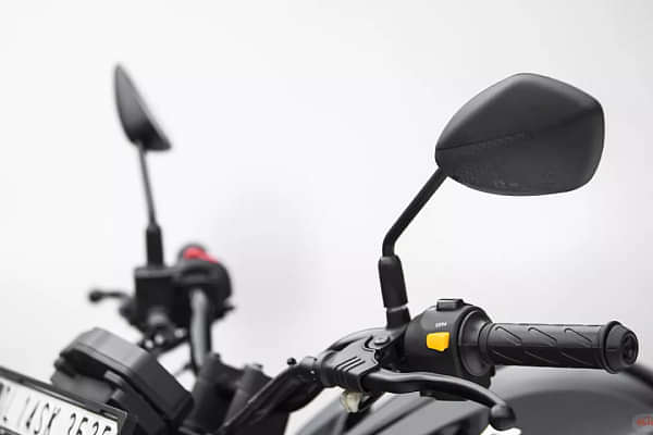 Suzuki Gixxer 150 Rear View Mirror