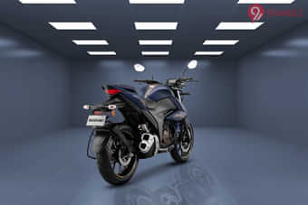 Suzuki Gixxer 250 Right Rear Three Quarter Suzuki Gixxer 250 Right Rear Three Quarter