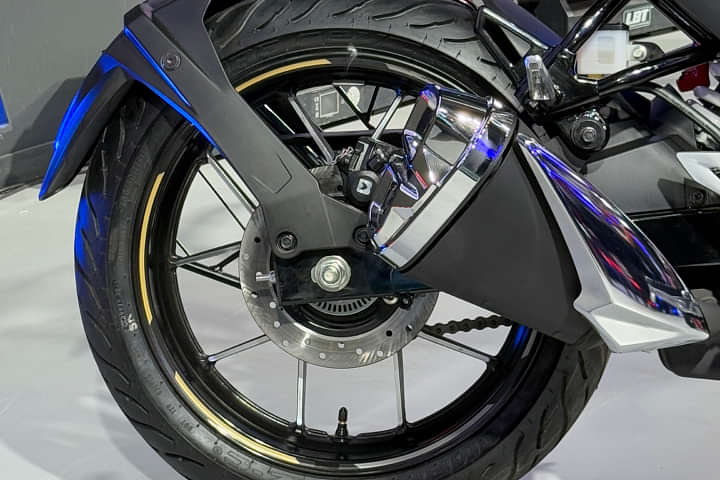 Suzuki Gixxer SF 250 Rear Wheel