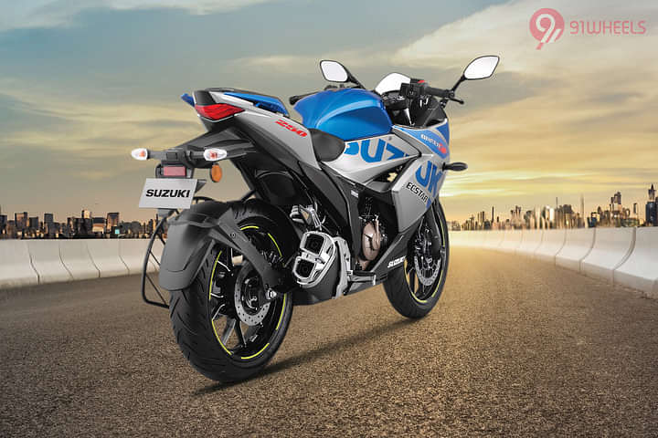 Suzuki Gixxer SF 250 Right Rear Three Quarter