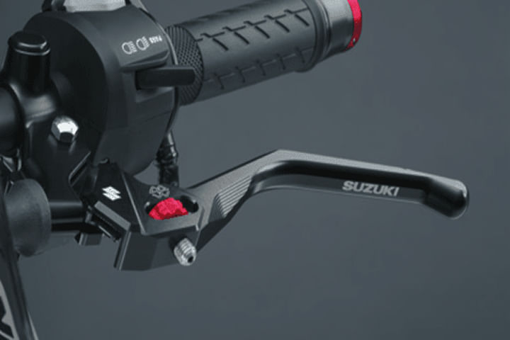 Suzuki GSX 8R Clutch lever