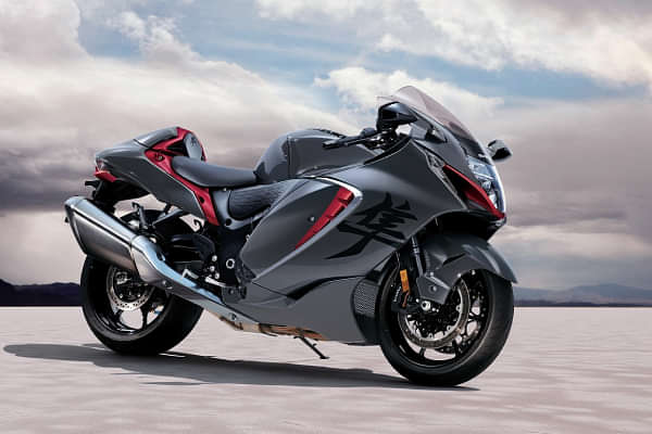 Suzuki Hayabusa Right Front Three Quarter