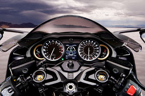 Suzuki Hayabusa Speedometer Image