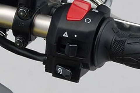 Suzuki V Strom 650 XT ABS Right Side Handelbar Throttle Grip Image