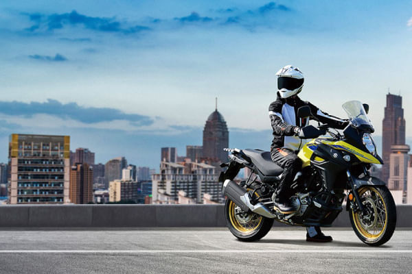 Suzuki V Strom 650 XT 2020-2024 Riding Shot