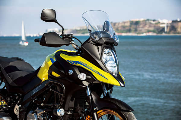 Suzuki V Strom 650 XT Head Light