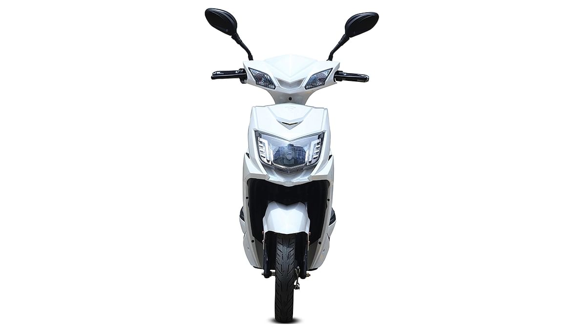Techo Electra Neo EV 2021-2024 Front View